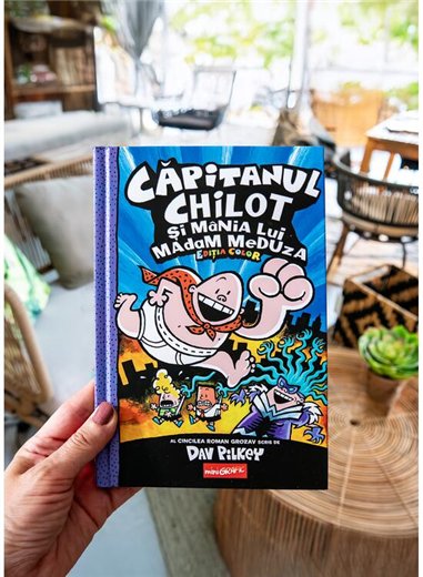 Capitanul Chilot si mania lui Madam Meduza Vol 5 - Dav Pilkey | Grafic [cartonata]