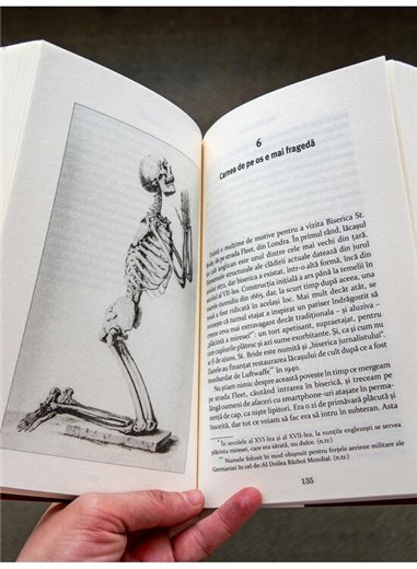 Cifrul scheletului. Viata secreta a oaselor - Brian Switek | Editura Art [necartonata]