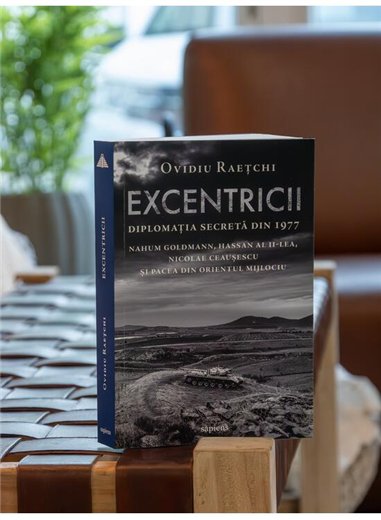Excentricii - Ovidiu Raetchi | Editura Art 