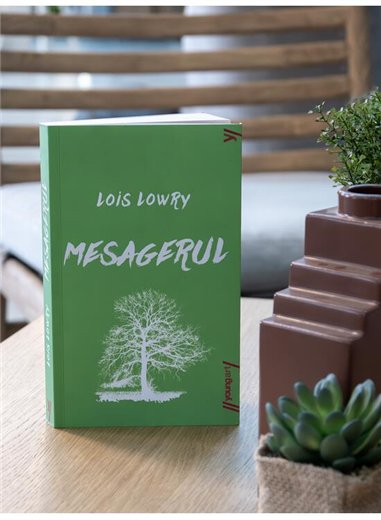 Mesagerul - Lois Lowry | Young Art [necartonata]