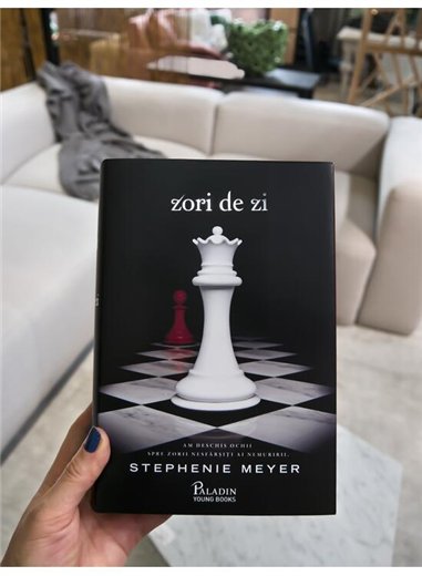 Amurg Vol 4. Zori de zi - Stephenie Meyer | Paladin [cartonata]